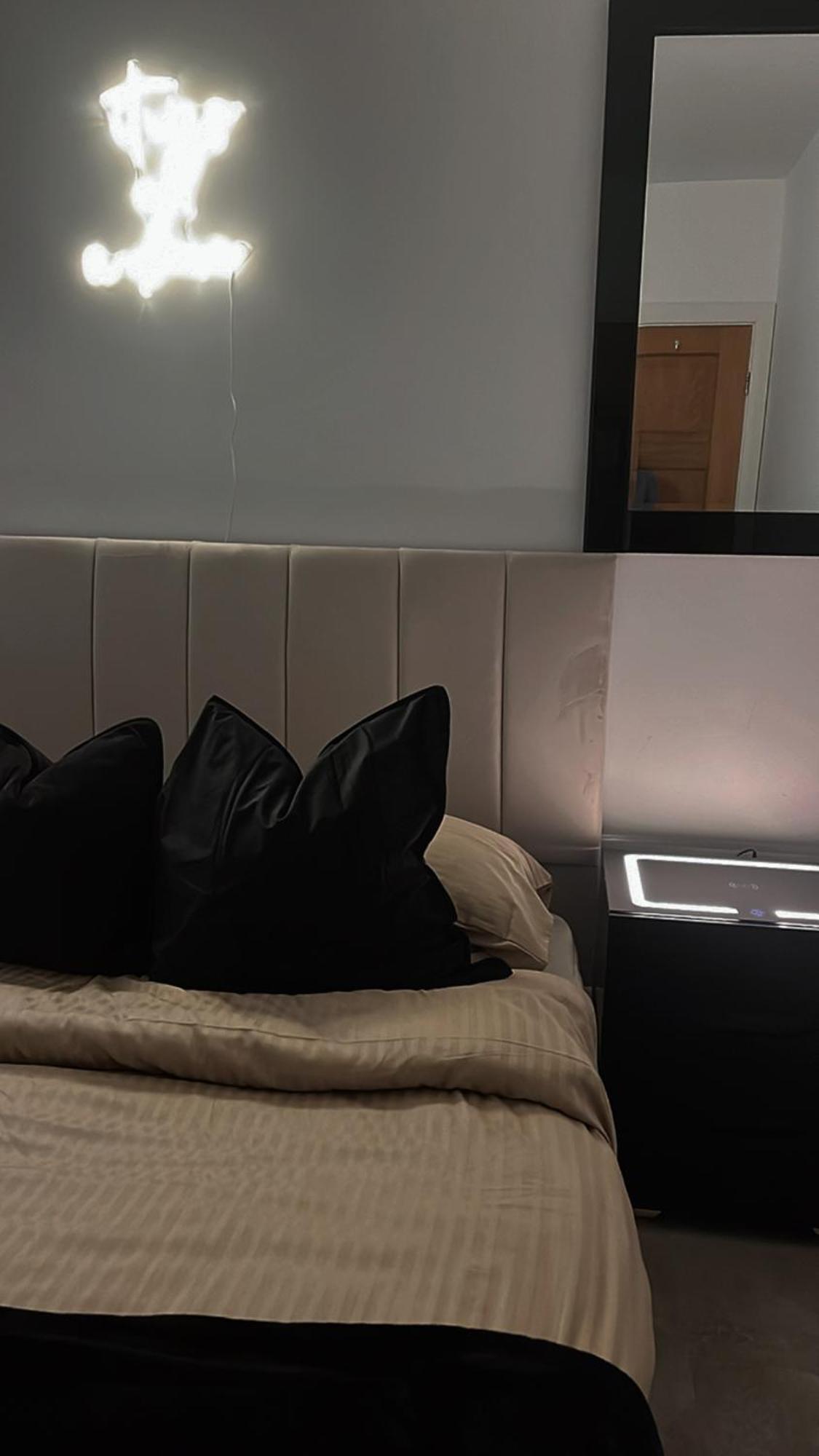 פרסטאטין Terfyn Hall Aquarium Apartment 1 מראה חיצוני תמונה